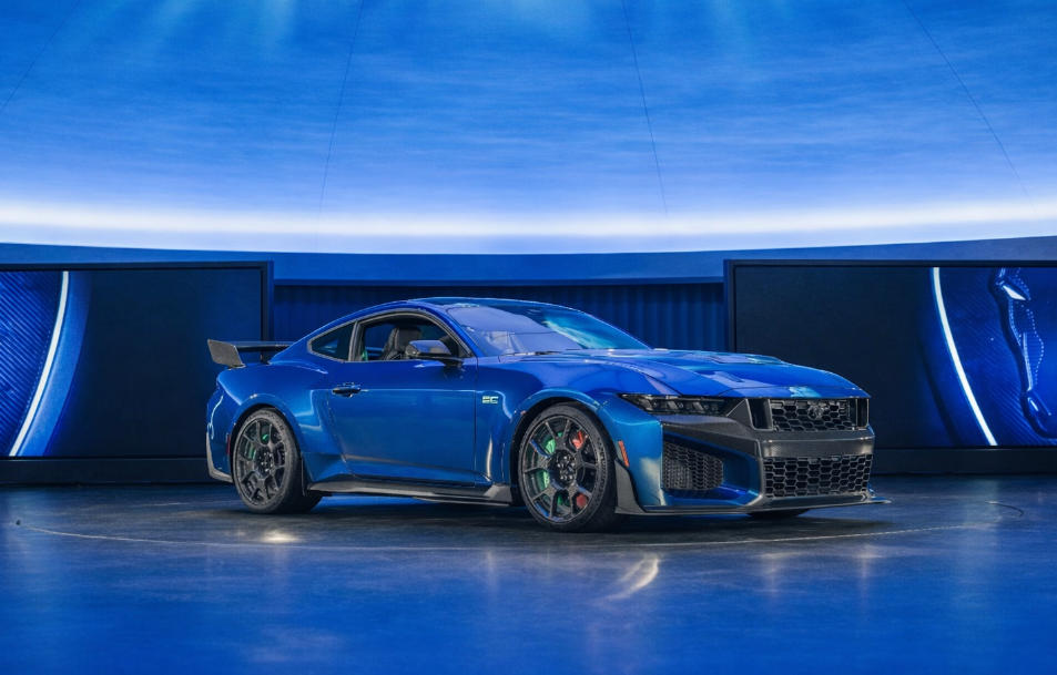 2026福特Mustang Dark Horse SC：不叫GT500却更像GT500