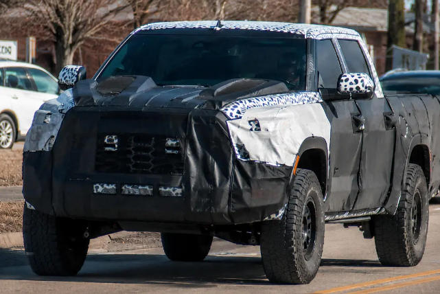 丰田TRD Hammer曝光：对标福特F-150 Raptor的越野皮卡？时代车行新车推荐